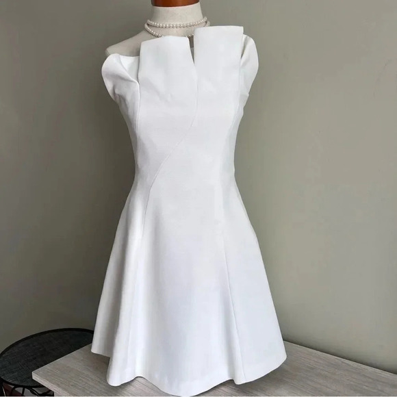Keepsake Between Friends White Mini Dress Size Large - Picture 6 of 16